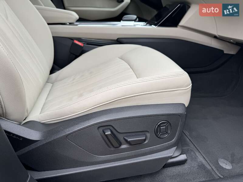 Внедорожник / Кроссовер Audi e-tron 2022 в Луцке