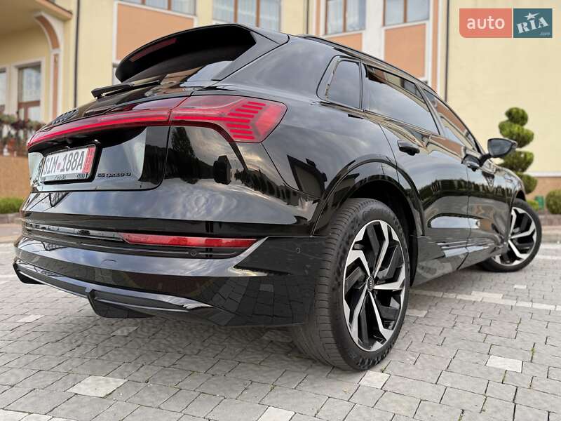 Внедорожник / Кроссовер Audi e-tron 2022 в Дрогобыче фото 16 Внедорожник / Кроссовер Audi e-tron 2022 в Дрогобыче