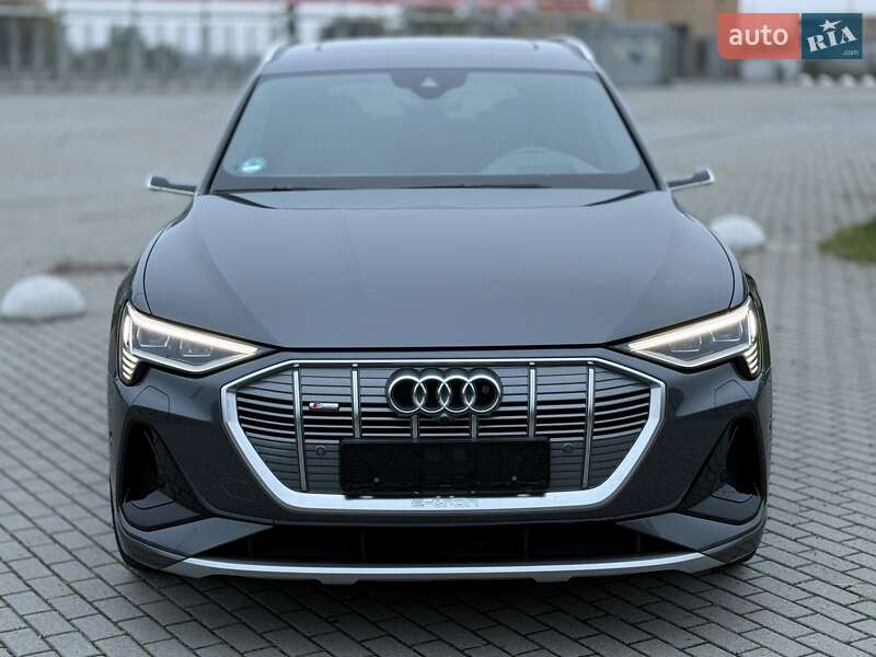 Позашляховик / Кросовер Audi e-tron 2020 в Львові