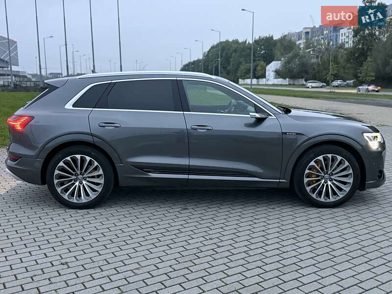 Позашляховик / Кросовер Audi e-tron 2020 в Львові