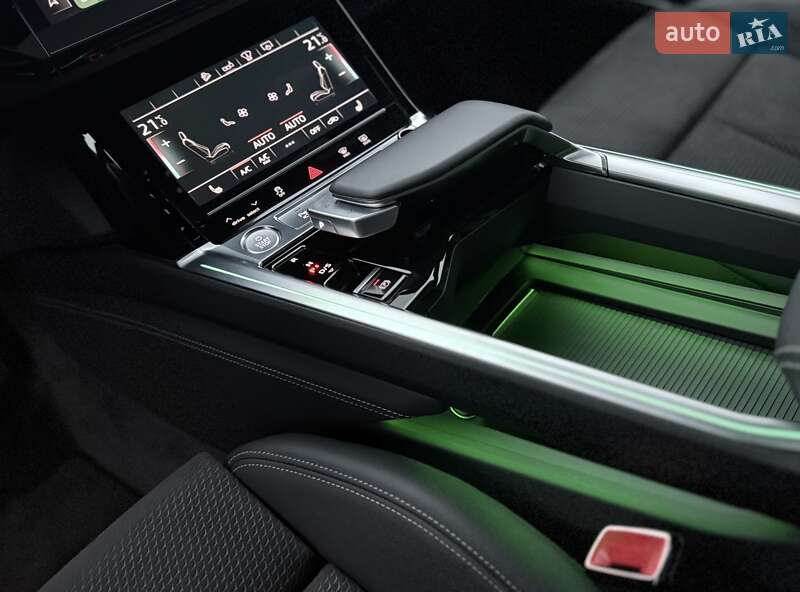 Позашляховик / Кросовер Audi e-tron 2020 в Львові