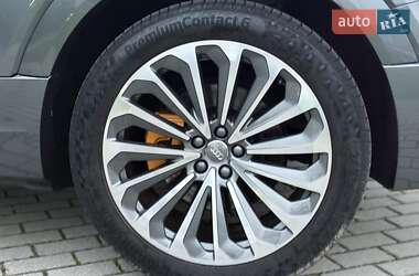 Внедорожник / Кроссовер Audi e-tron 2020 в 