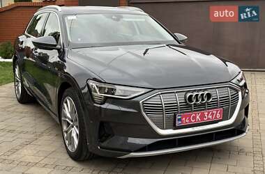 Внедорожник / Кроссовер Audi e-tron 2021 в 