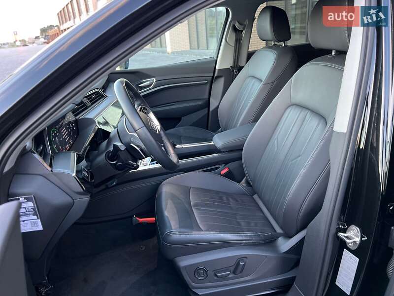 Позашляховик / Кросовер Audi e-tron 2022 в Вінниці