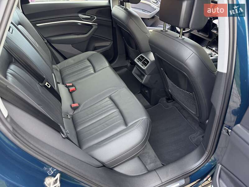 Внедорожник / Кроссовер Audi e-tron 2020 в Коломые