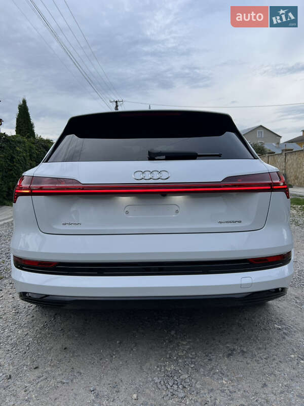 Внедорожник / Кроссовер Audi e-tron 2021 в Тернополе