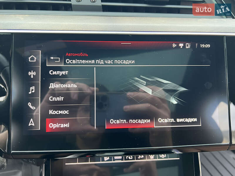 Внедорожник / Кроссовер Audi e-tron 2021 в Тернополе