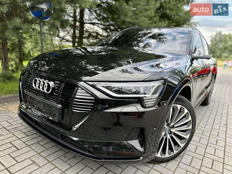 Внедорожник / Кроссовер Audi e-tron 2019 в Львове