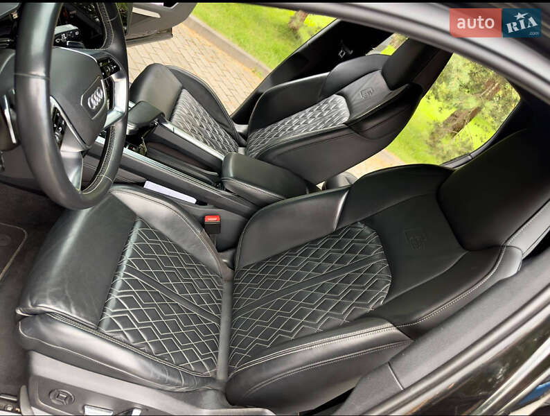 Внедорожник / Кроссовер Audi e-tron 2019 в Львове