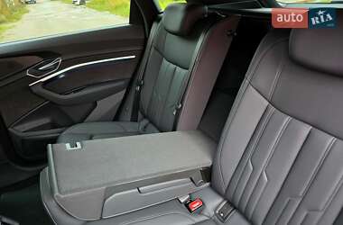 Внедорожник / Кроссовер Audi e-tron 2020 в 