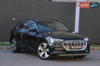Внедорожник / Кроссовер Audi e-tron 2019 в Киеве