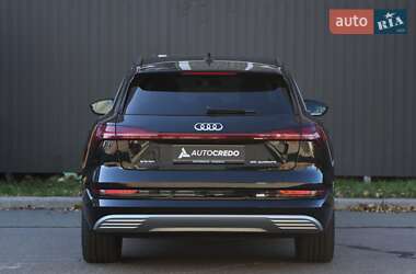 Внедорожник / Кроссовер Audi e-tron 2019 в 