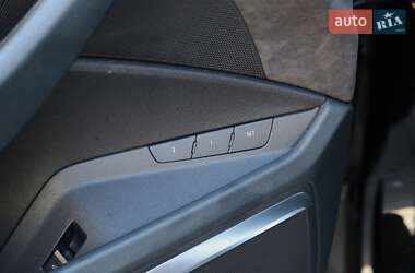 Внедорожник / Кроссовер Audi e-tron 2019 в 