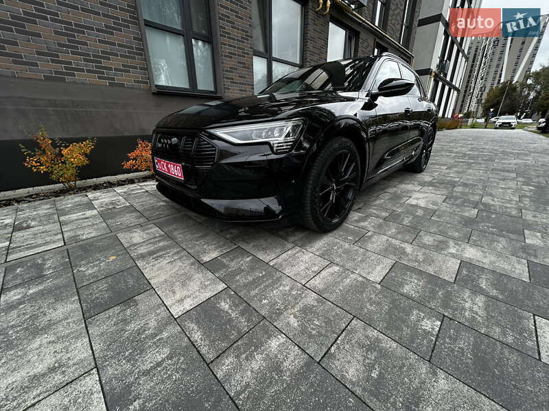 Внедорожник / Кроссовер Audi e-tron 2019 в Львове