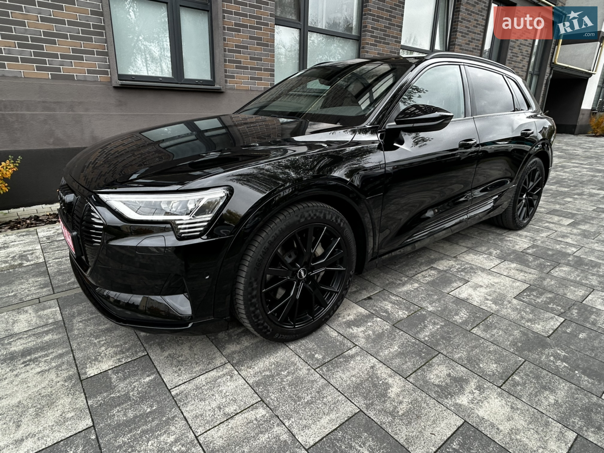 2019 Audi e-tron - мініатюра 8