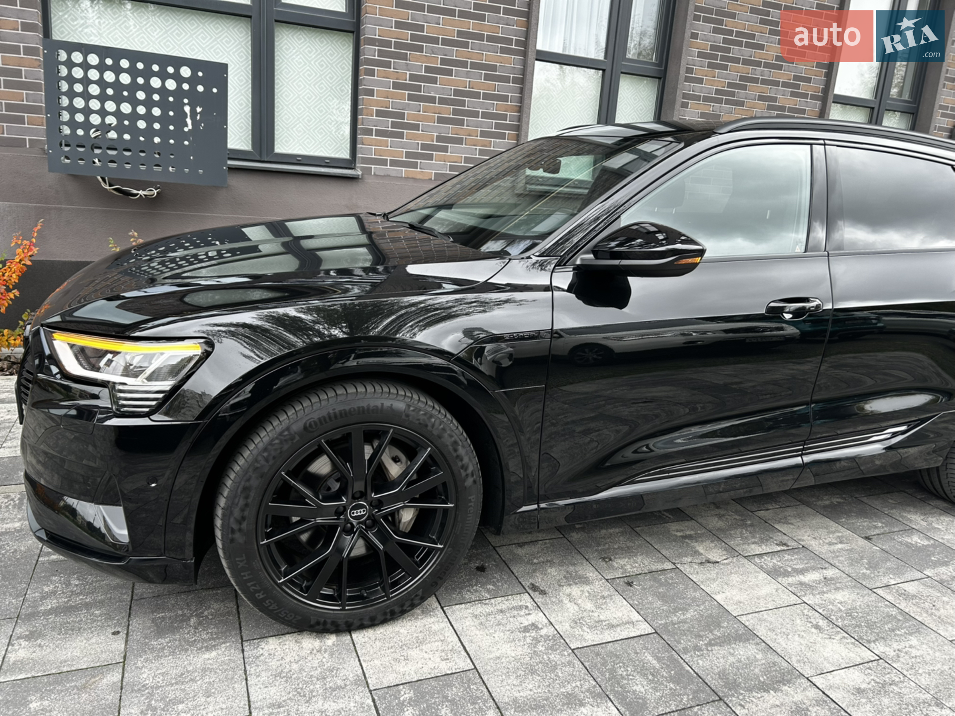 2019 Audi e-tron - мініатюра 16