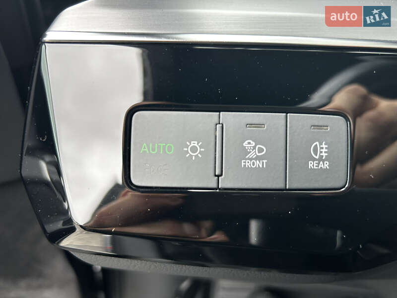 Внедорожник / Кроссовер Audi e-tron 2019 в Львове