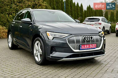 Внедорожник / Кроссовер Audi e-tron 2019 в 