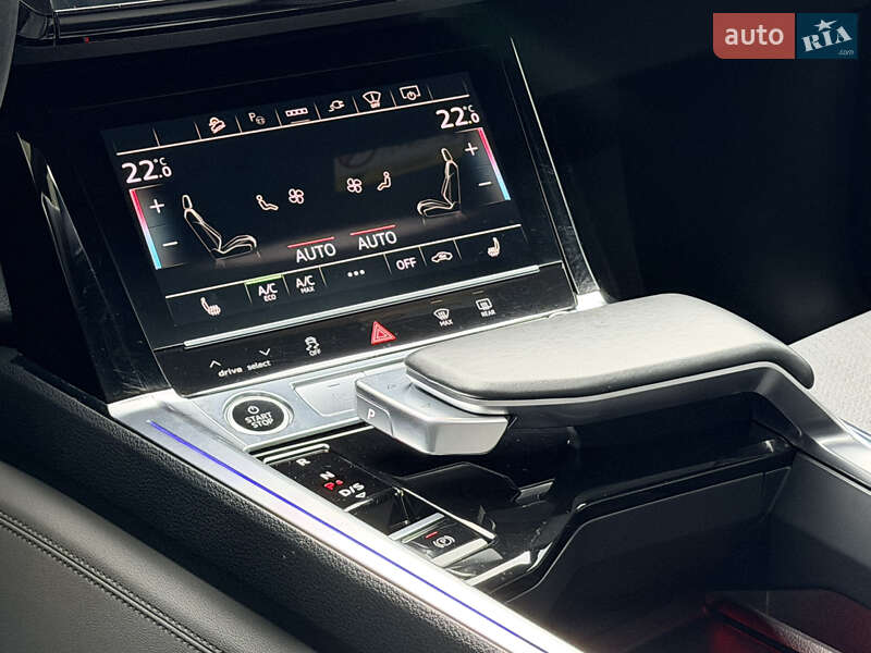 Позашляховик / Кросовер Audi e-tron 2020 в Дрогобичі