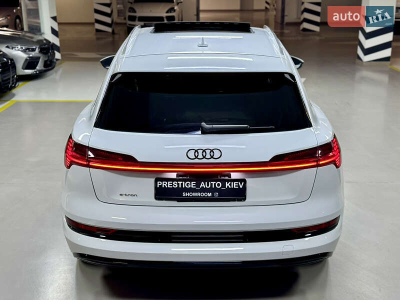 Позашляховик / Кросовер Audi e-tron 2019 в Києві