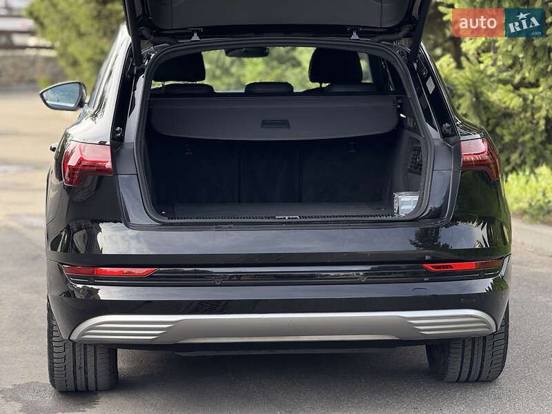 Позашляховик / Кросовер Audi e-tron 2020 в Тернополі