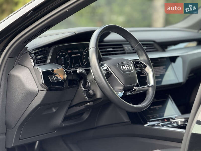 Позашляховик / Кросовер Audi e-tron 2020 в Тернополі