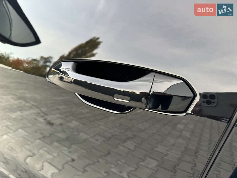 Внедорожник / Кроссовер Audi e-tron 2022 в Мукачево