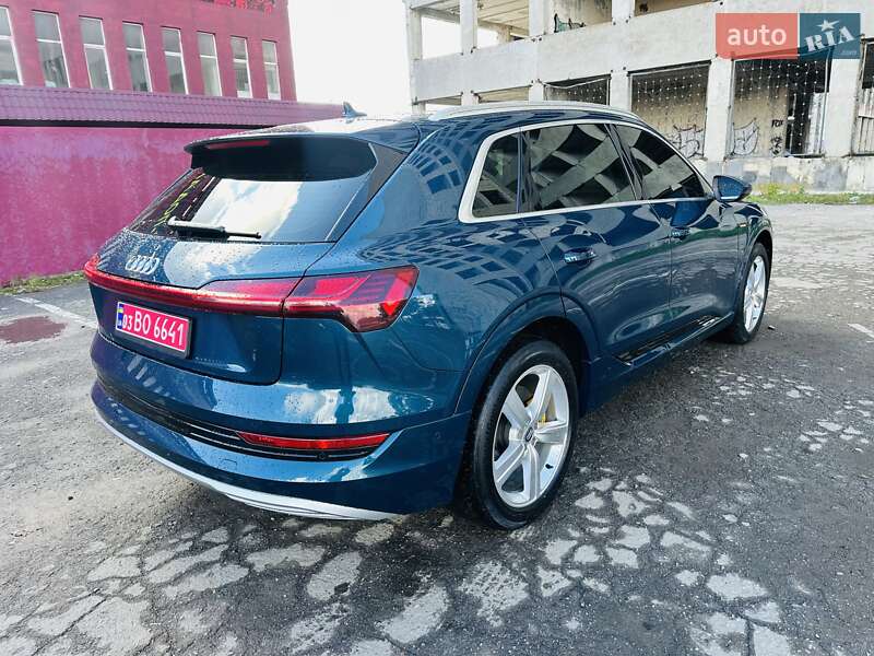 Позашляховик / Кросовер Audi e-tron 2020 в Тернополі