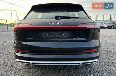 Позашляховик / Кросовер Audi e-tron 2020 в 