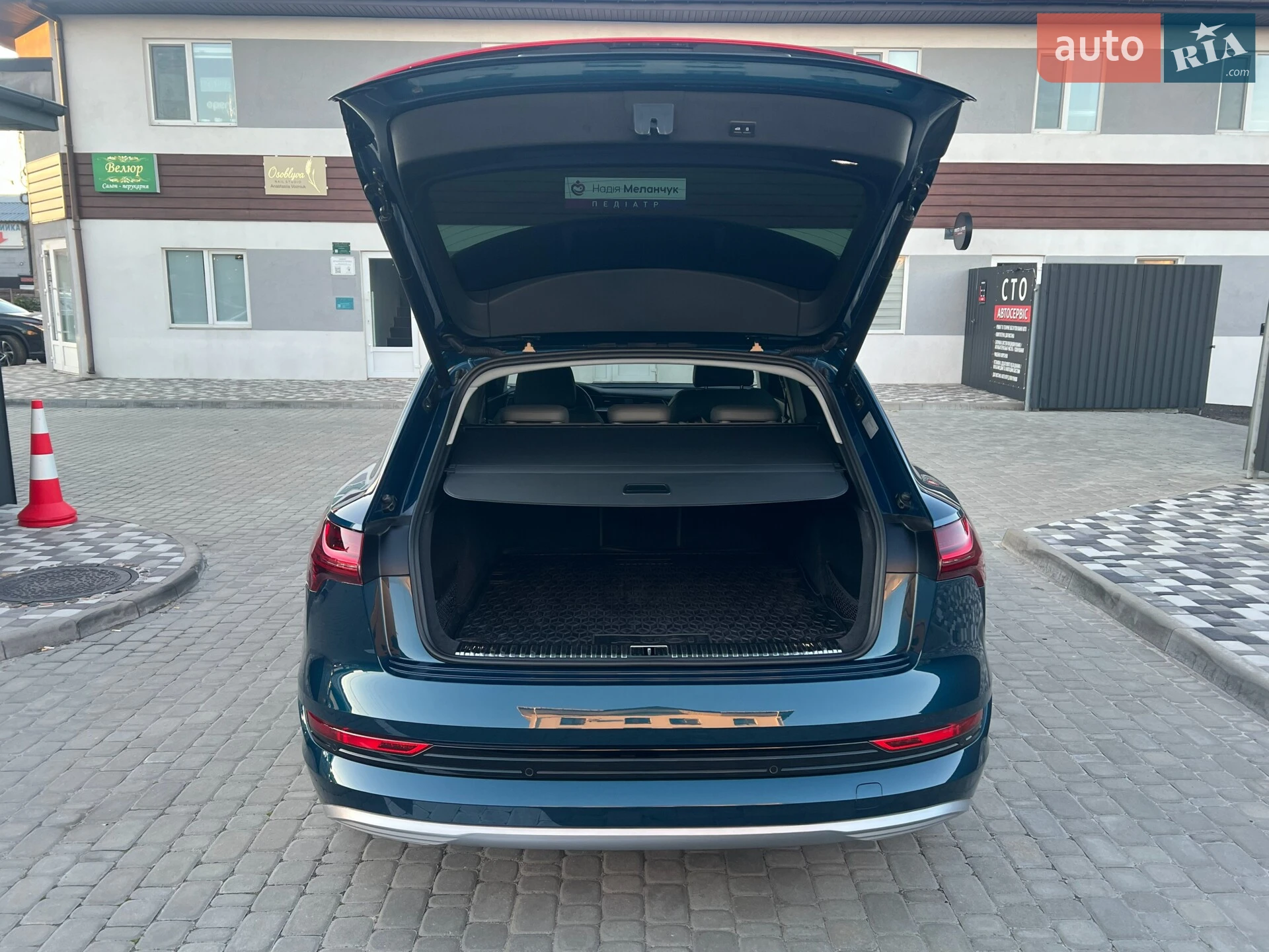 2019 Audi e-tron - мініатюра 15