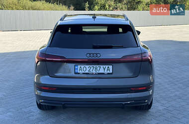 Позашляховик / Кросовер Audi e-tron 2020 в 