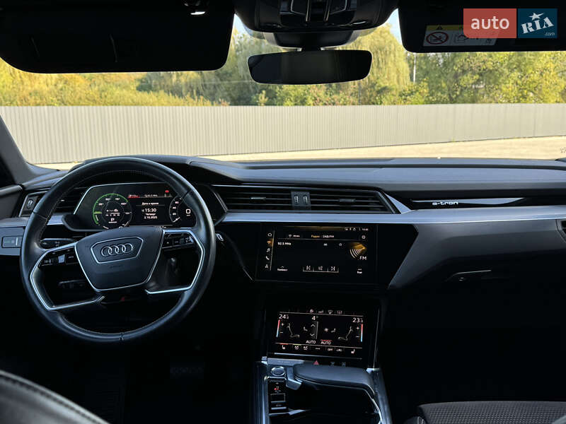 Позашляховик / Кросовер Audi e-tron 2020 в Мукачевому