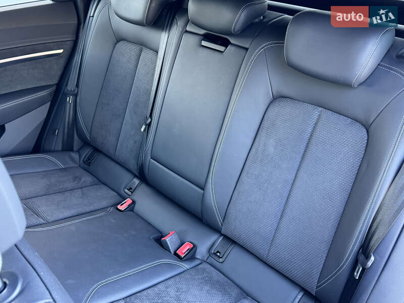 Позашляховик / Кросовер Audi e-tron 2020 в Мукачевому