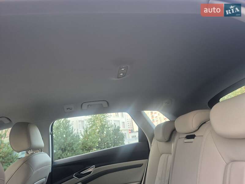 Позашляховик / Кросовер Audi e-tron 2020 в Хмельницькому