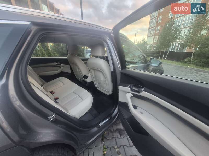 Позашляховик / Кросовер Audi e-tron 2020 в Хмельницькому