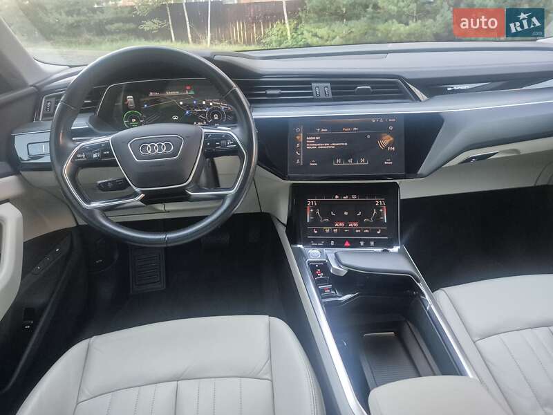 Позашляховик / Кросовер Audi e-tron 2020 в Хмельницькому