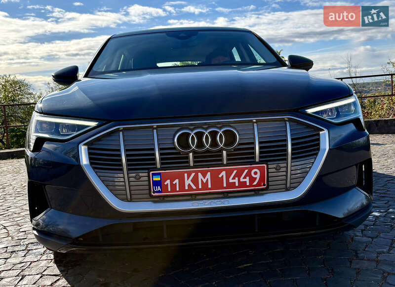 Внедорожник / Кроссовер Audi e-tron 2020 в Киеве
