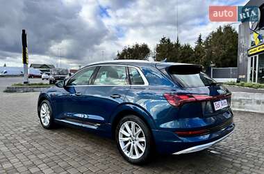 Внедорожник / Кроссовер Audi e-tron 2019 в 