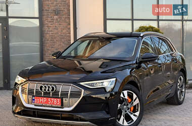 Внедорожник / Кроссовер Audi e-tron 2020 в 