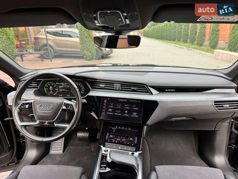 Позашляховик / Кросовер Audi e-tron 2023 в Хмельницькому