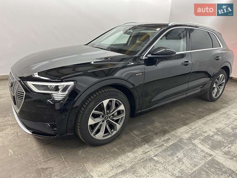 Внедорожник / Кроссовер Audi e-tron 2022 в Киеве фото 2 Внедорожник / Кроссовер Audi e-tron 2022 в Киеве