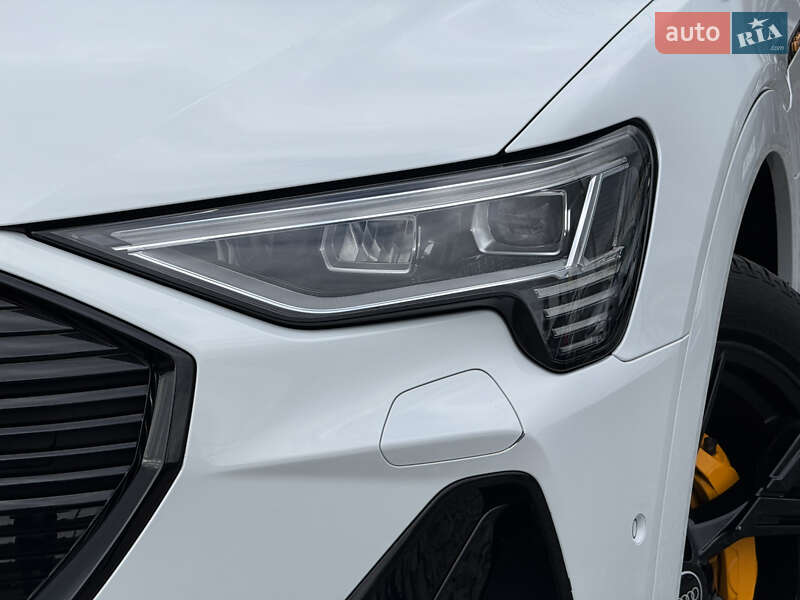 Внедорожник / Кроссовер Audi e-tron 2021 в Стрые