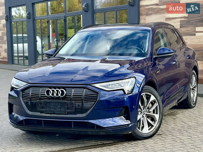 Audi e-tron 2021