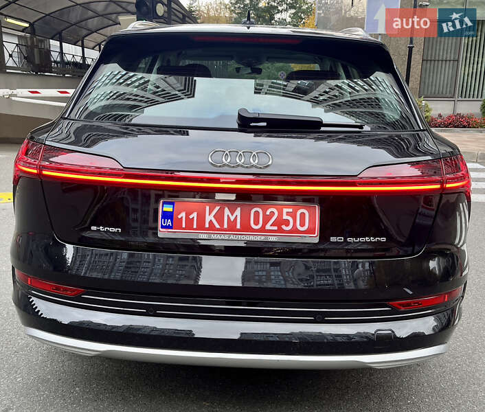 Позашляховик / Кросовер Audi e-tron 2019 в Києві