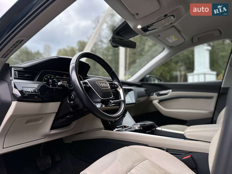 Внедорожник / Кроссовер Audi e-tron 2021 в Ковеле