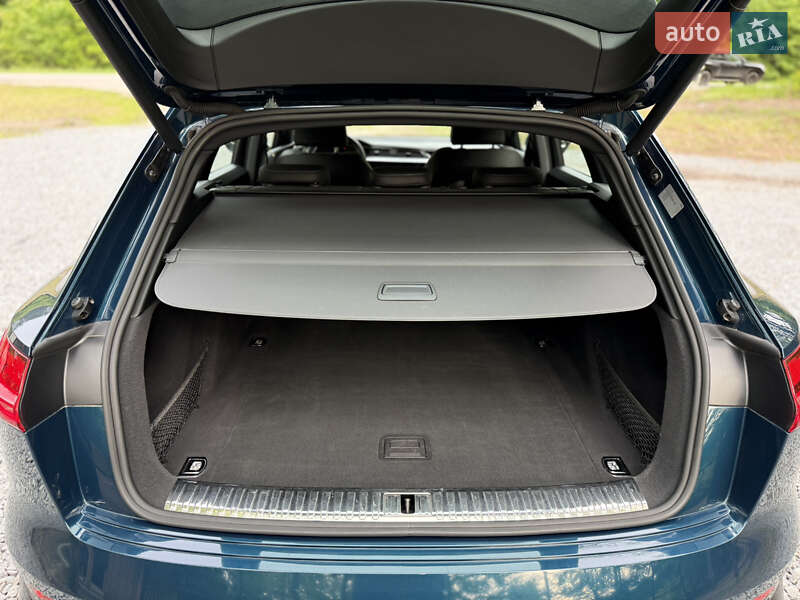 Позашляховик / Кросовер Audi e-tron 2019 в Львові фото 50 Позашляховик / Кросовер Audi e-tron 2019 в Львові