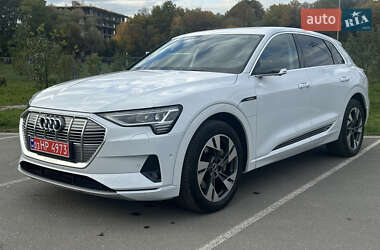 Позашляховик / Кросовер Audi e-tron 2021 в Івано-Франківську