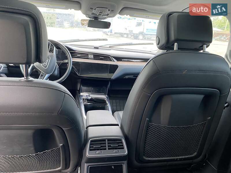 Внедорожник / Кроссовер Audi e-tron 2019 в Луцке фото 16 Внедорожник / Кроссовер Audi e-tron 2019 в Луцке