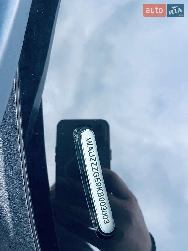 Позашляховик / Кросовер Audi e-tron 2019 в Бродах