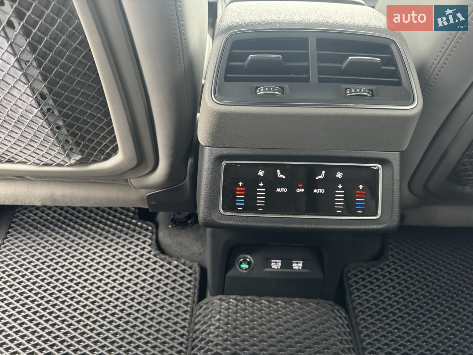 2018 Audi e-tron - мініатюра 34